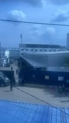 柬埔寨警方在波贝市打击电诈传出枪声：外籍人员企图强行冲关