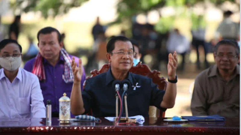 洪森：疫情当下，应当转“危”为“机”