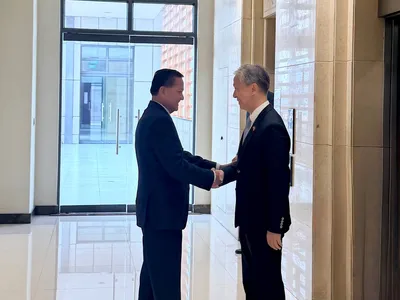 柬埔寨副首相涅沙文会见汪文斌大使