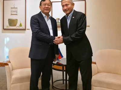 柬新外长会晤，承诺进一步深化双边关系