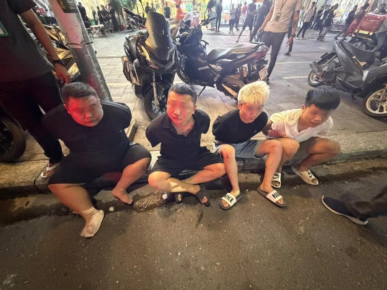 涉嫌非法持枪，西港5名中国男子被捕！