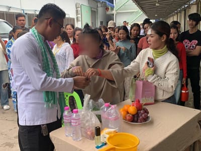 金边一制衣厂近十名女工集体晕倒