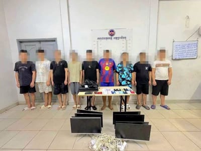 西港宪兵深夜突击查处涉诈排屋 抓获9名中缅籍嫌犯