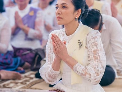 柬埔寨首相夫人前往乌那隆寺参加亡人节祭祀活动