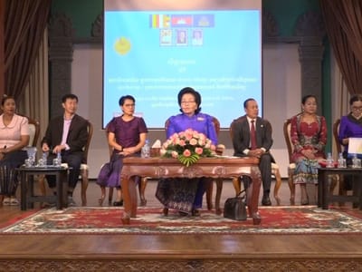 柬埔寨文化部官员：青年是国家栋梁 担负传承文化遗产重任