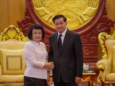 柬埔寨国会主席坤索达丽会见老挝国家主席通伦