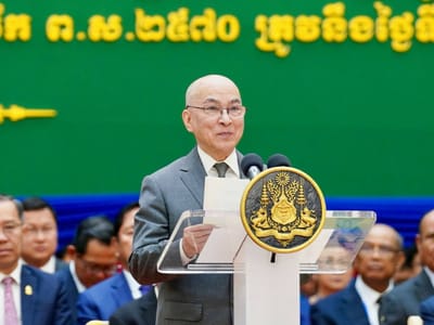柬埔寨国王感谢洪森为捍卫国家主权与领土完整所作的贡献