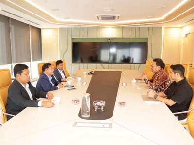 柬国务大臣会见马来西亚银行高管，商讨在柬埔寨建立伊斯兰银行服务