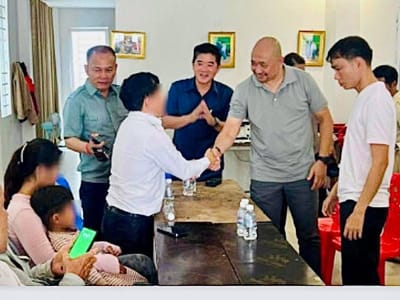 排屋补习班噪音扰民引纠纷 金边贡武区长介入调解