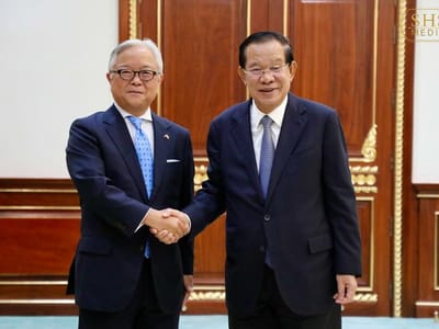 洪森会见日本驻柬大使植野笃志