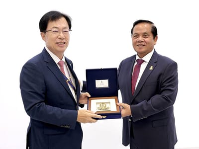 柬埔寨参议院呼吁韩国支持医疗领域技术升级