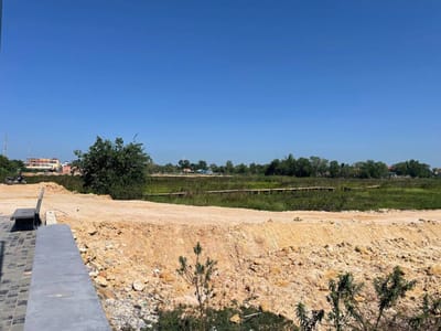 茶胶湖填土项目引民众担忧 官方澄清：系建设赛船看台和公共公园