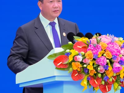 洪玛奈首相：柬埔寨高度评价中国在推动全球人工智能治理中的建设性作用