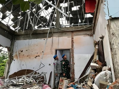 东盟观察员小组赴柏威夏省实地考察民宅受损情况
