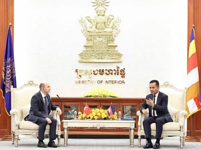 土耳其新任驻柬大使会见苏庆副首相，强调加强安全与培训合作