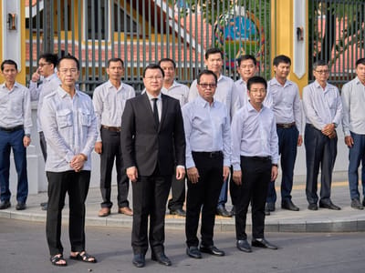 柬埔寨农林渔业部部长邓迪那出席前部长曾仕伦葬礼