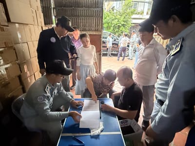 涉嫌销售假冒"白菜牌"洗洁精 金边BKK区一窝点被查封 中国籍业主被传唤