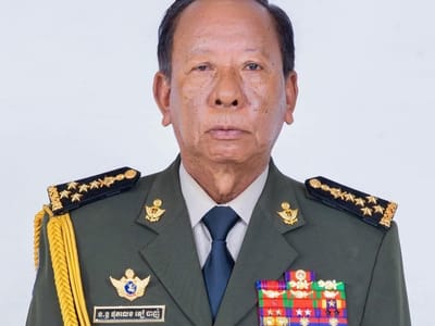 柬埔寨国王高级顾问狄班纸飞机账号被黑，呼吁公众保持警惕