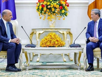 洪玛奈首相会见美国加利福尼亚州议员代表团