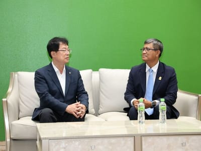 柬埔寨迎接韩国代表团出席第九届亚太议员全球卫生论坛