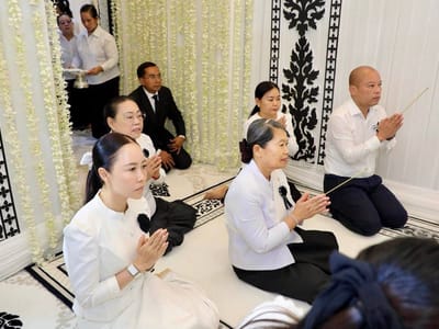 柬埔寨参议员逝世 棉森婉出席葬礼表达哀悼