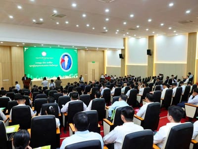 柬埔寨公共工程与运输部举行法律法规影响评估培训班