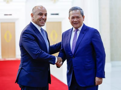 洪玛奈首相会见美国加利福尼亚州联邦众议员