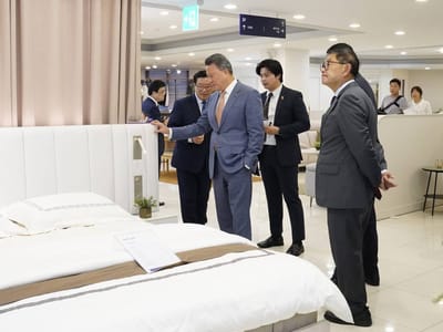 柬埔寨副首相率团参观韩国龙头家具企业Emons