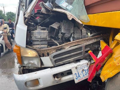西港4号公路突发连环交通事故致1死1伤