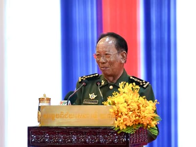 狄班亲王：破坏柬越友谊的企图必定落空！