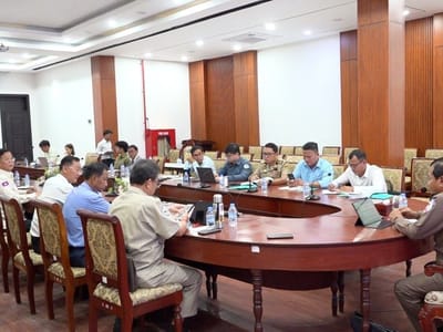 暹粒省举行会议 评估荔枝山生态旅游项目环境影响报告