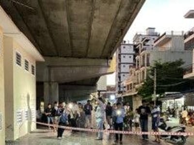 金边2名男子玩扑克牌引发命案，造成1人死亡！
