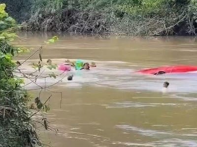 桔井省一客船在湄公河沉没，幸好8人全部获救！