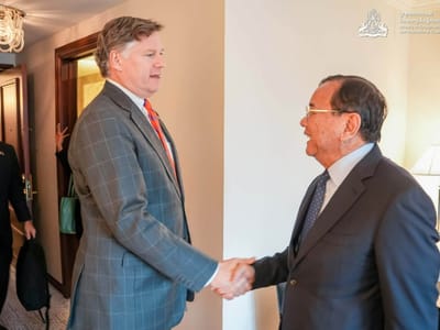 柬埔寨副首相巴速坤在纽约会见美国副国务卿
