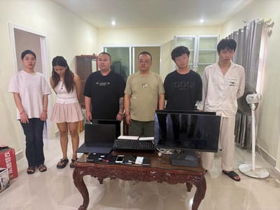 金边警方突袭3个电诈窝点，32人被捕！