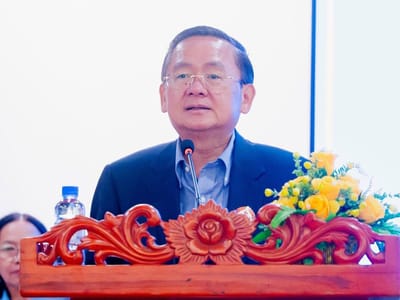 马德望省举办群众工作骨干培训班