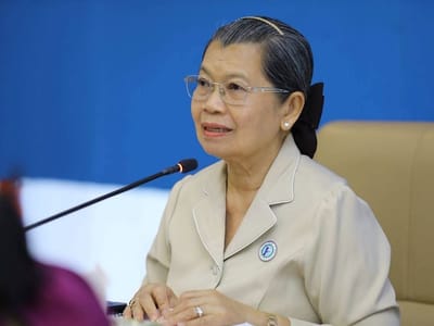 棉森婉出席柬埔寨妇女和平与发展协会工作总结会并提出指导建议