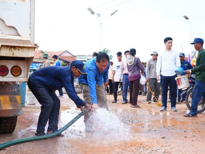菩萨省省长发起大规模道路修缮运动，呼吁民众共同维护公共道路