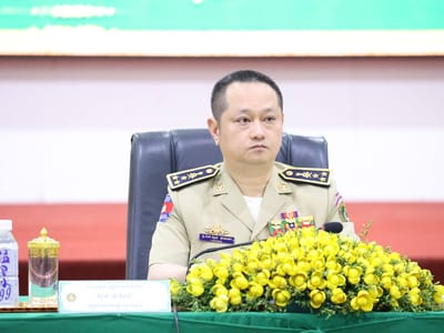 柬埔寨移民总局长捐赠7000万瑞尔支持东盟退伍军人联合会大会