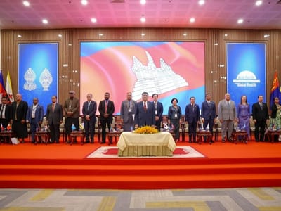 第九届亚太议员全球健康论坛闭幕 通过《金边宣言》