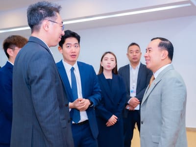 旅游部长：中国游客抵柬下飞机即享热情接待