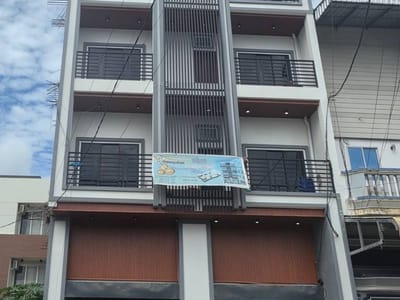波贝市一涉电诈排屋被突袭，22名外国人被捕！