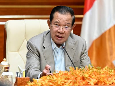 洪森指示人民党：确保每个乡至少有一名女性当选候选人