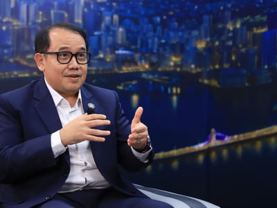 柬埔寨官员鼓励非正规经济从业者及中小企业利用数字技术拓展业务