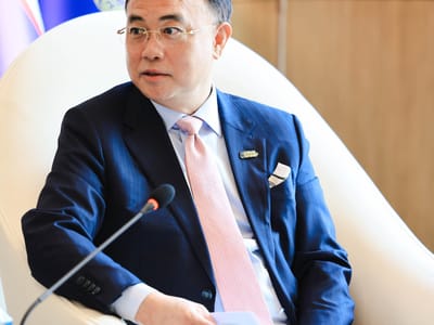 陈丰明公爵建议巴西研究与柬埔寨开通直飞航线