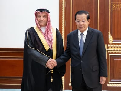 洪森会见沙特新任驻柬大使，提出三点建议深化双边关系
