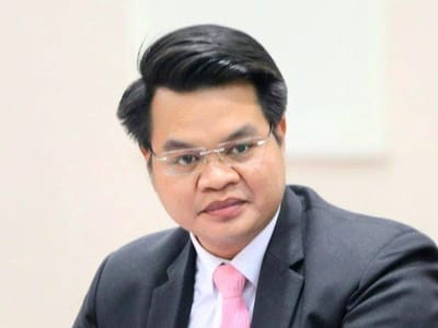 柬埔寨青年党主席提请撤销该党6名成员在最高咨询与建议理事会的职务