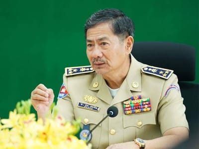 金边森速区警方抓获3名涉嫌在柴桢省抢劫摩托车的嫌疑人