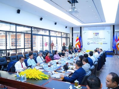 柬埔寨中小型企业协会联合会举行理事会会议，探讨五大战略议程
