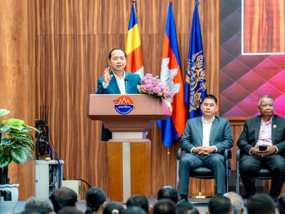 柬埔寨新闻部部长：记者与地方当局是合作伙伴而非敌人